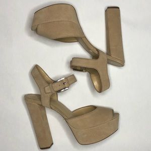 Michael Kors nude suede heels 👠 8